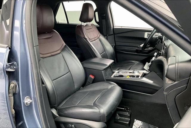 2021 ford explorer platinum