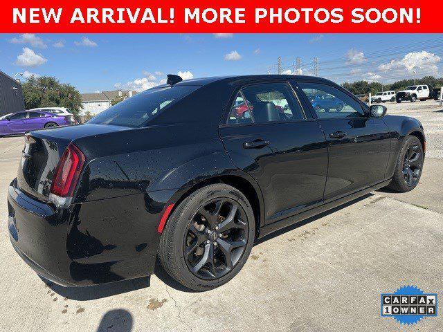 2021 chrysler 300 s