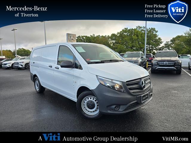 2023 mercedes-benz metris base