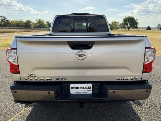 2017 nissan titan xd pro-4x