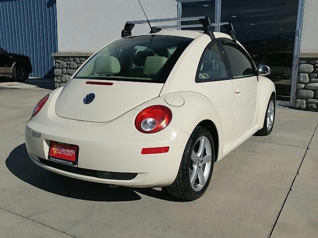 2010 volkswagen new beetle base pzev base pzev 2dr coupe 6a for sale in cody, wyoming