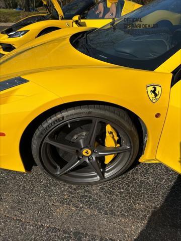 2013 ferrari 458 spider base