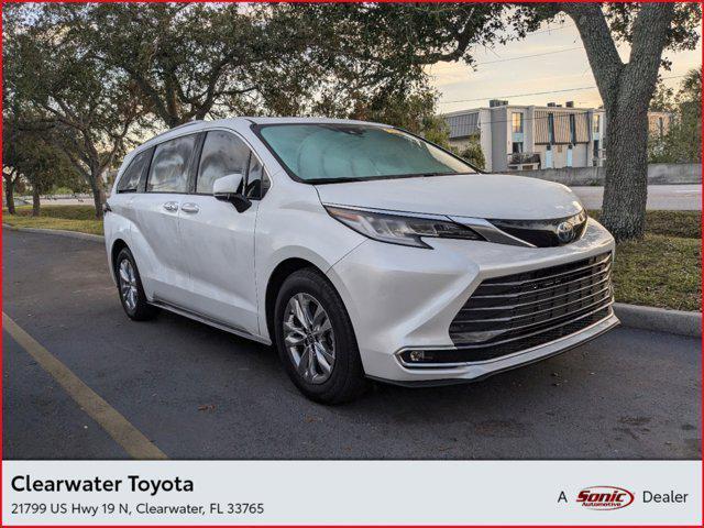 2022 toyota sienna limited 7-passenger