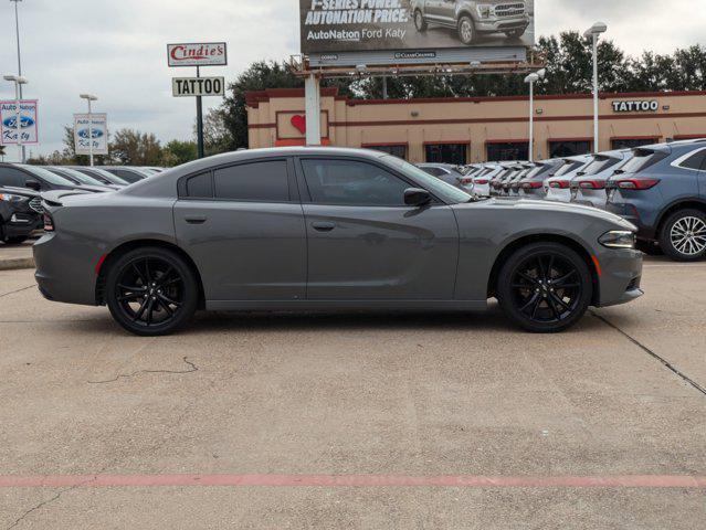 2018 dodge charger sxt