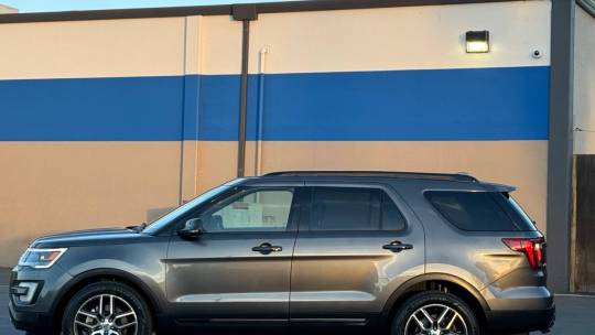2017 Ford Explorer