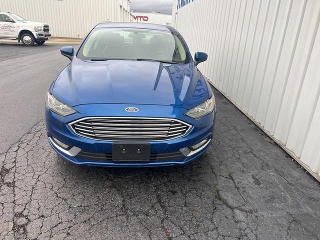 2018 ford fusion se