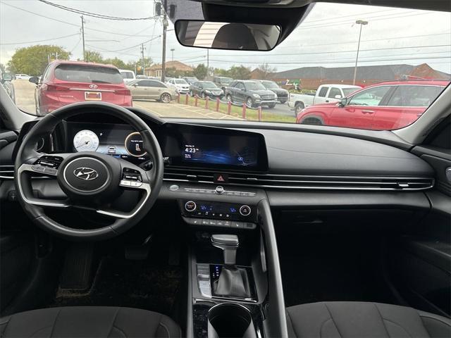 2023 hyundai elantra sel