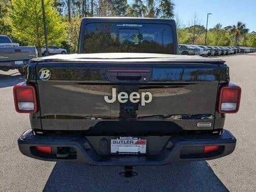 2023 jeep gladiator overland in beaufort, south carolina