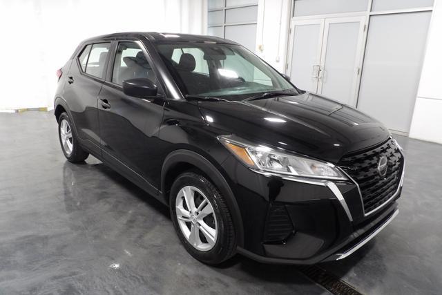 2021 nissan kicks s