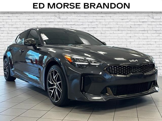 2023 kia stinger gt-line
