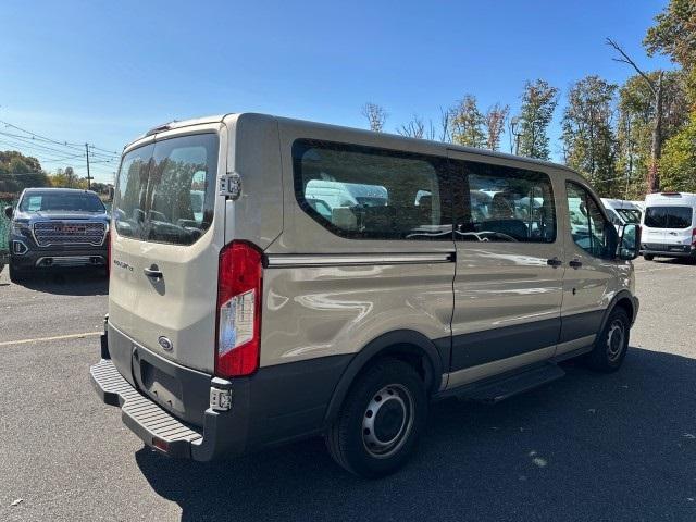 2018 ford transit-150 xlt t-150 130''