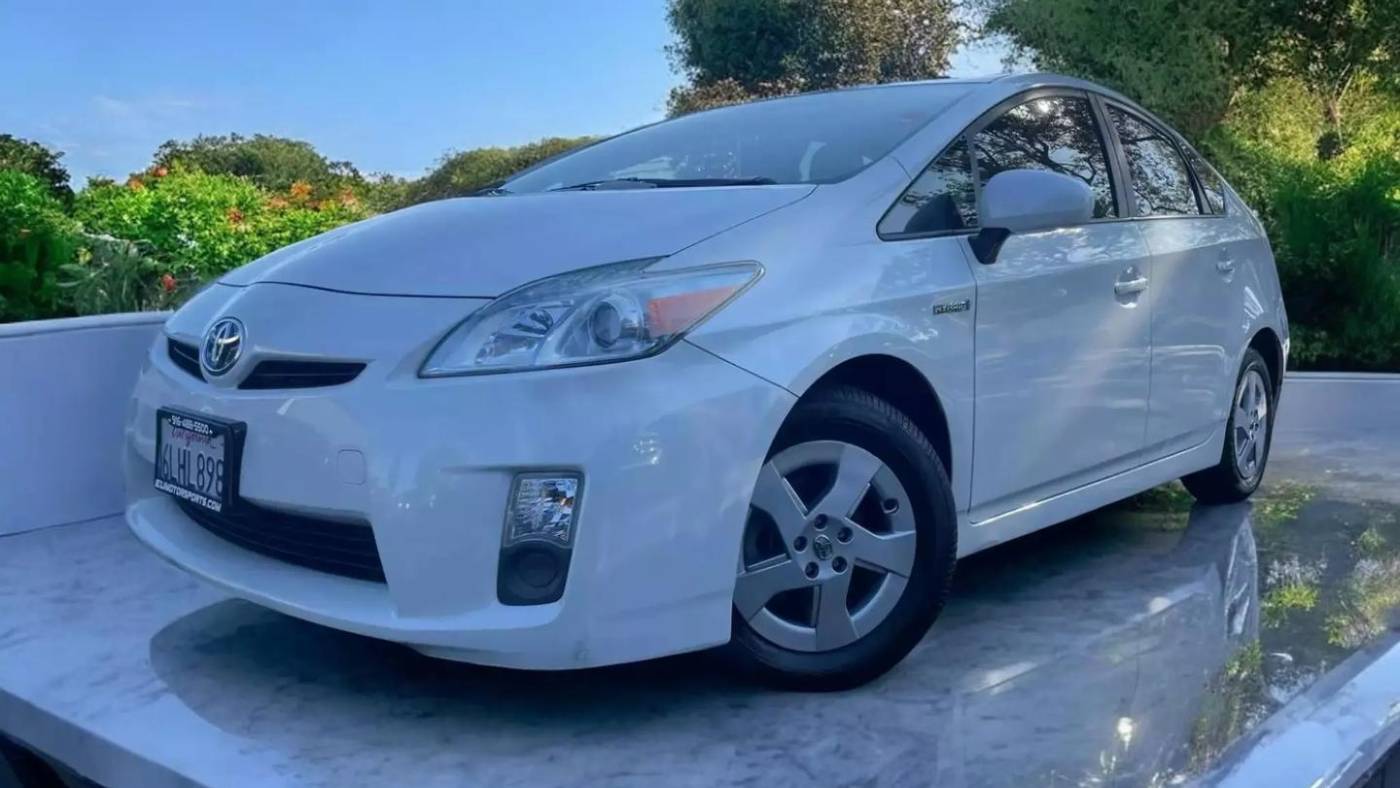 2010 toyota prius
