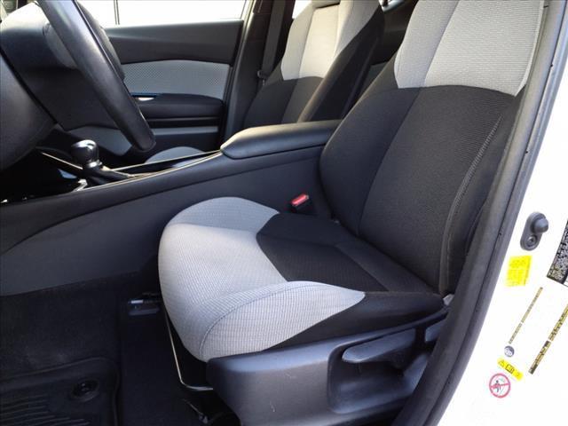 2019 toyota c-hr xle
