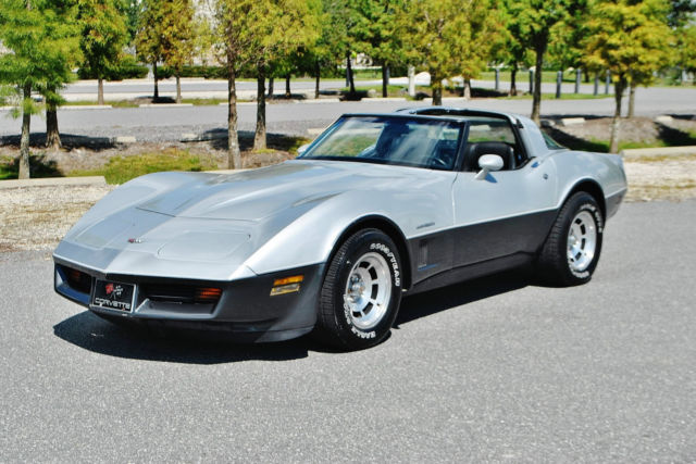 spectacular example just 64,777 miles 1982 chevrolet corvette t-tops mint sweet