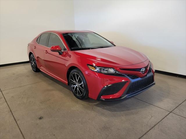 2021 toyota camry se