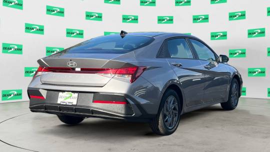 2024 Hyundai Elantra