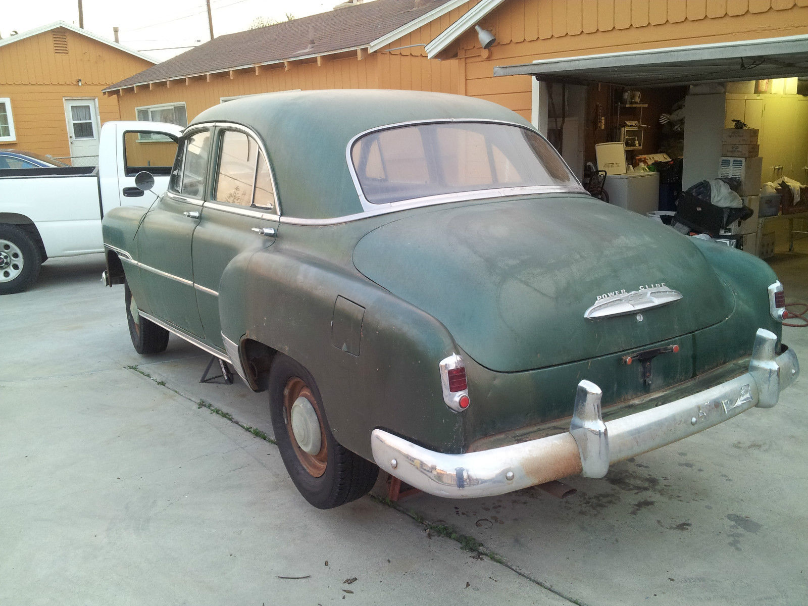 1951 chevrolet deluxe