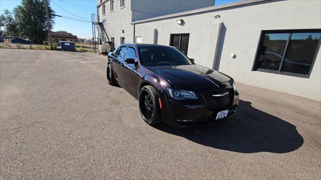 2017 chrysler 300 s