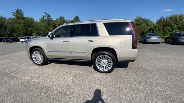 2017 cadillac escalade platinum