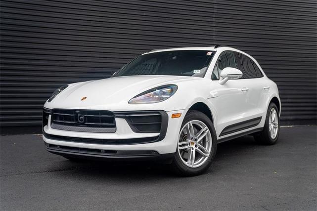 2024 porsche macan base
