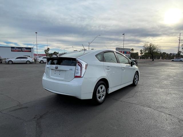 2012 toyota prius two