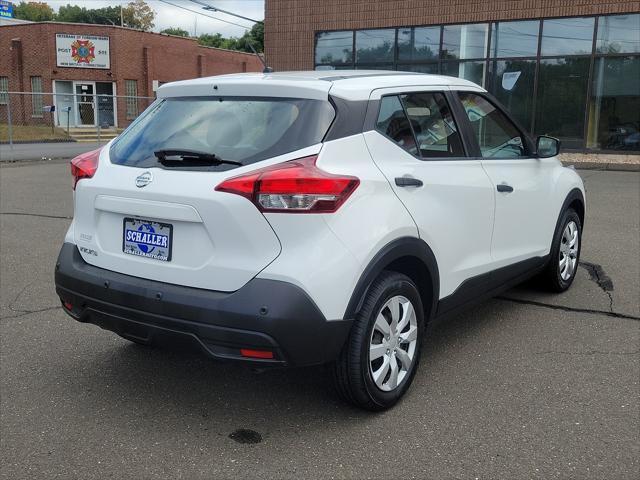 2020 nissan kicks s