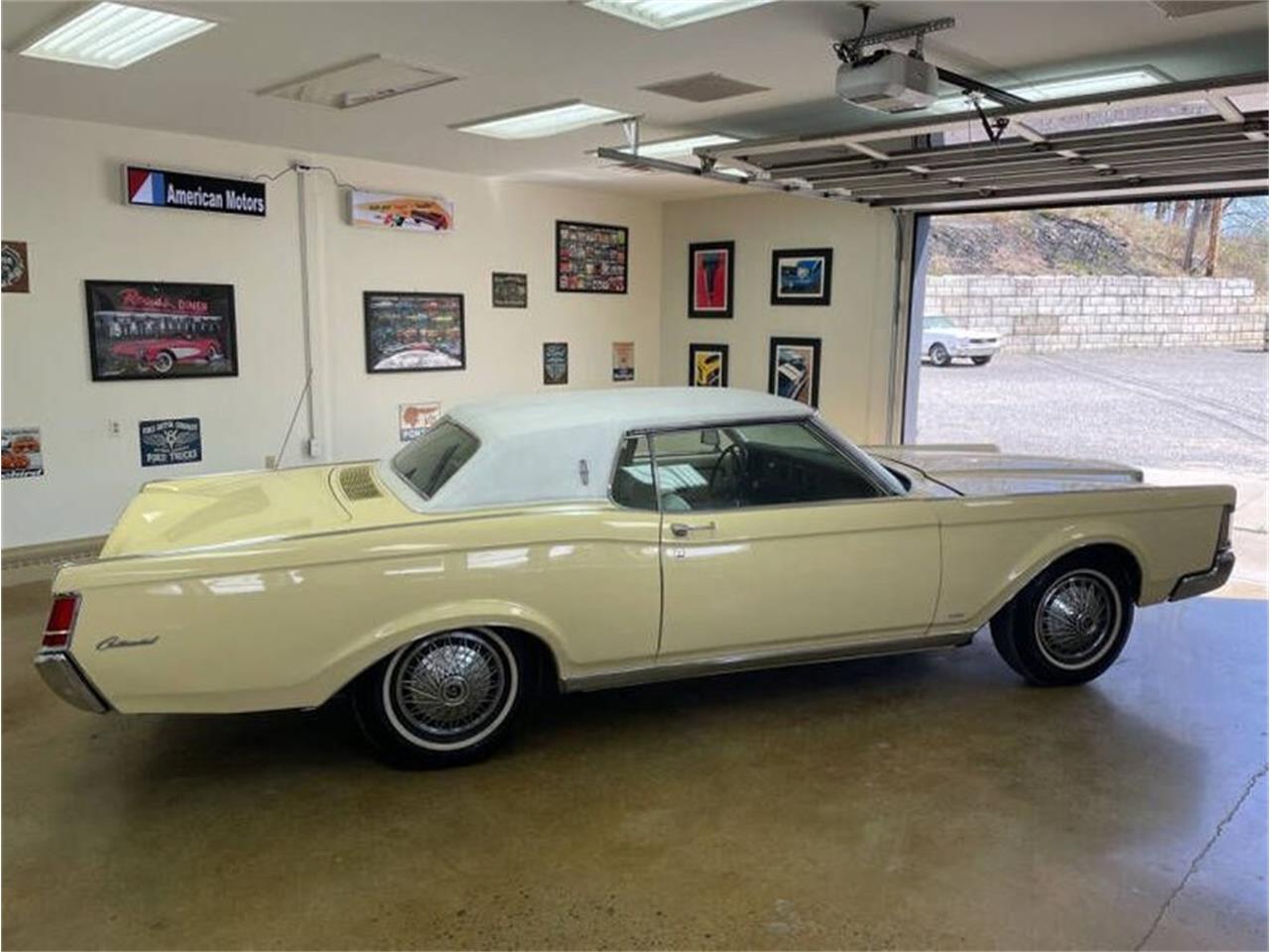 1970 lincoln continental mark iii