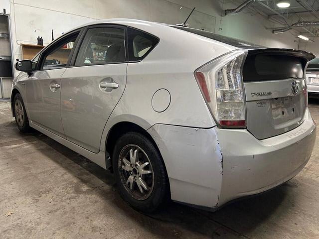 2011 toyota prius iii