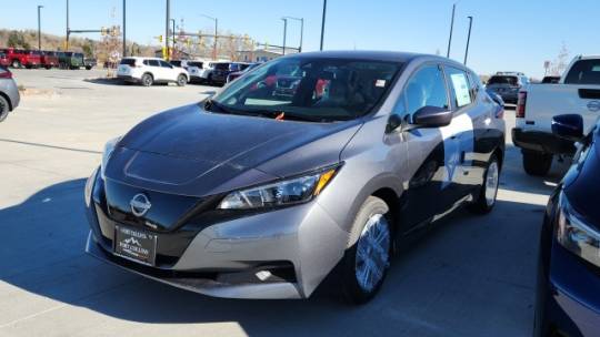 2025 Nissan Leaf