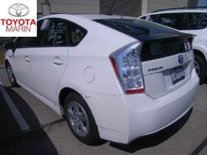 2010 toyota prius iv w/solar roof pkg. & nav in san rafael, ca