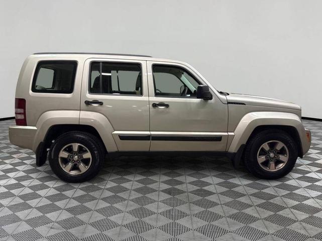 2008 jeep liberty sport