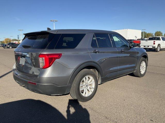 2021 ford explorer base