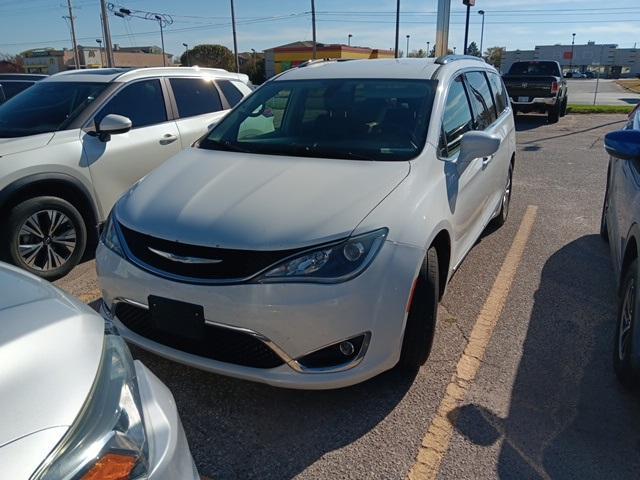 2018 chrysler pacifica touring-l