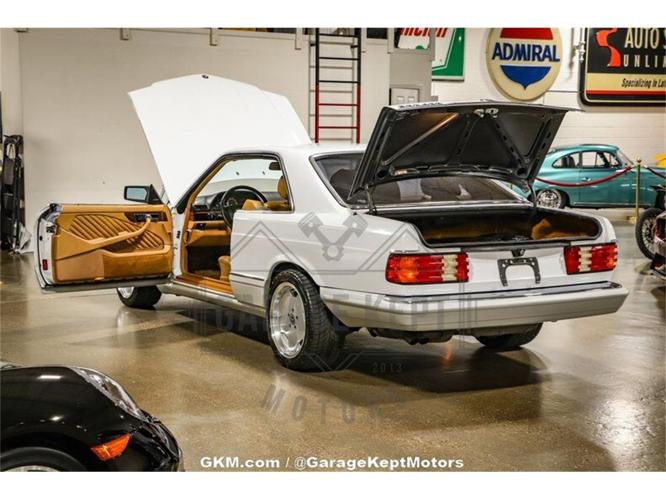 1989 mercedes-benz 560 in grand rapids, michigan