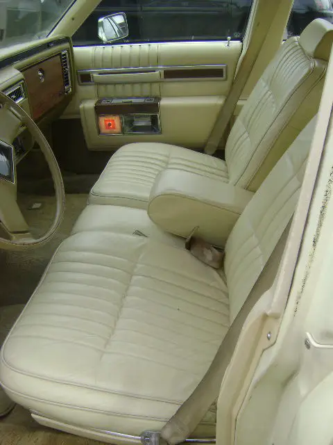 1983 cadillac deville base sedan 4-door 4.1l