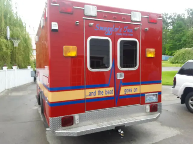 1992 chevrolet 3500 ambulance great cond. party bus, mechanic or contractor?