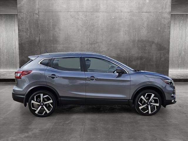 2022 nissan rogue sport sl