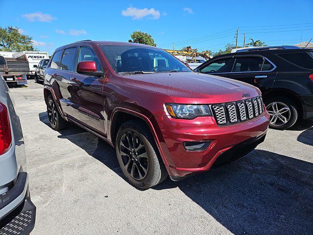 2022 jeep grand cherokee laredo