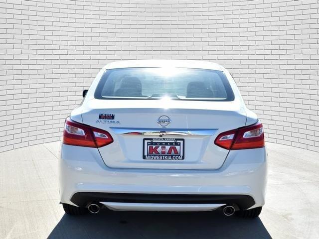 used 2017 nissan altima 2.5 sl sedan witchita, ks 67209 for sale in wichita, kansas