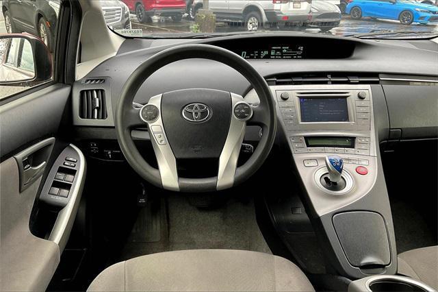 2014 toyota prius four