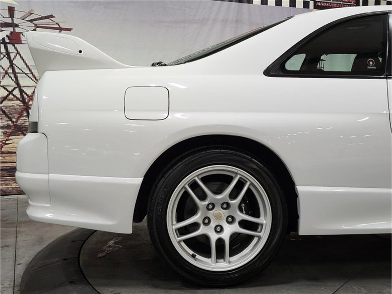 1995 nissan gt-r