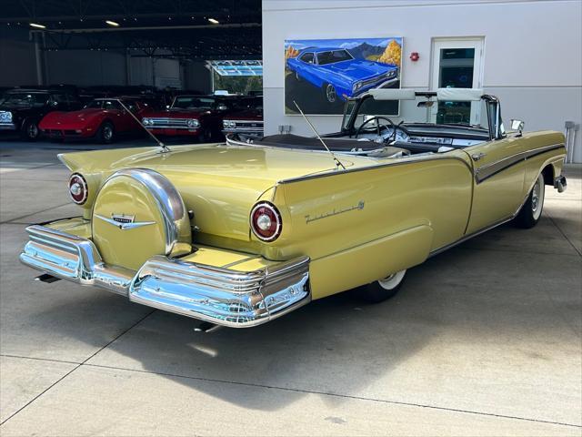 1957 ford fairlane 500 sunliner