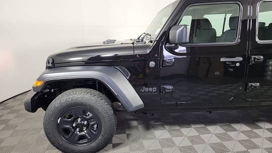 2024 Jeep Gladiator