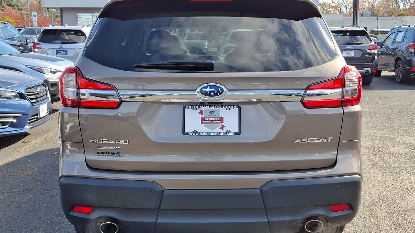 2022 subaru ascent premium 7-passenger