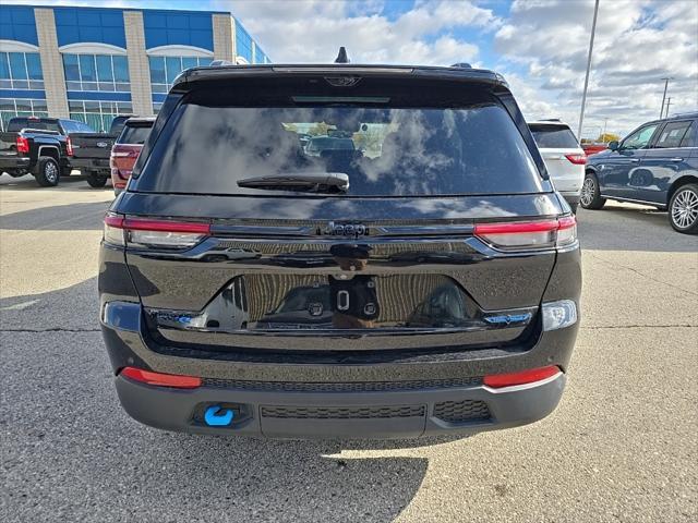 2023 jeep grand cherokee 4xe trailhawk