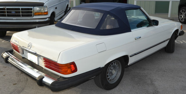 very nice 1981 mercedes 380sl convertible with both tops - well maintained