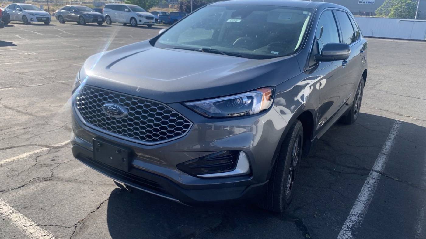 2023 ford edge sel