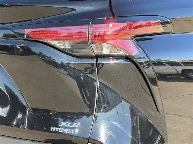 2022 toyota sienna xle 8 passenger