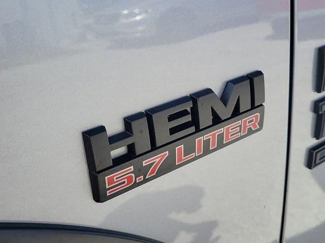 2021 ram 1500 classic warlock crew cab 4x4 5'7' box in gifford, florida
