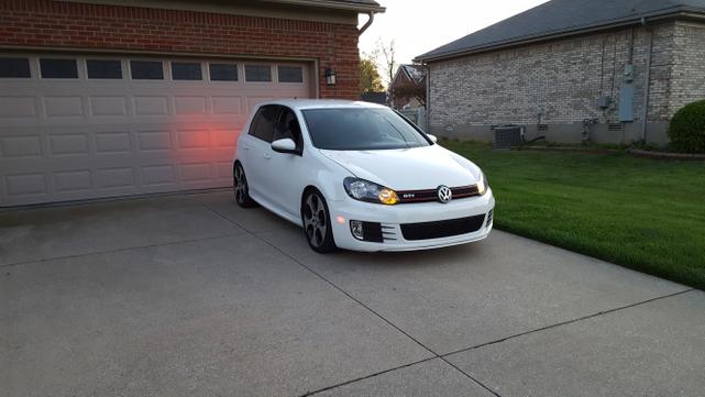2012 volkswagen gti 4-door